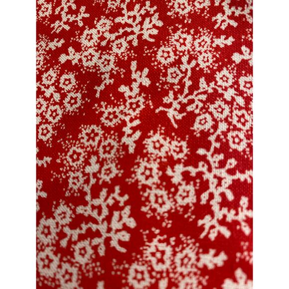 Quilt Fabric Lot Reds at least 4 yards - Picture 3 of 9